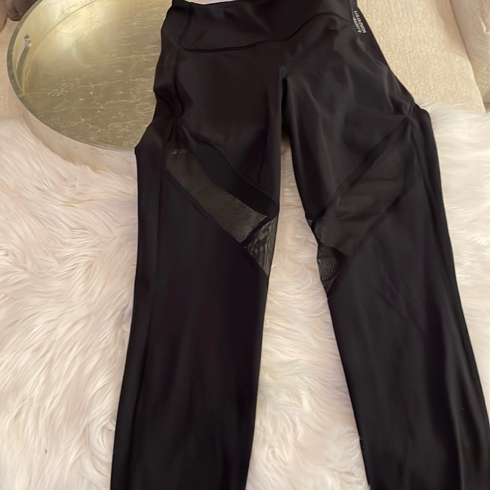 Lulu and Barry’s black leggings with mesh